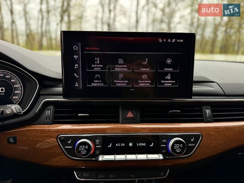 Універсал Audi A4 2022 в Луцьку
