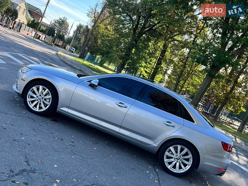 Седан Audi A4 2016 в Виннице
