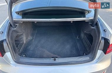 Седан Audi A4 2016 в Виннице