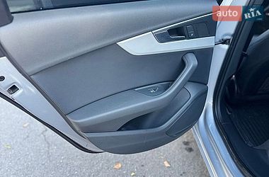 Седан Audi A4 2016 в Виннице
