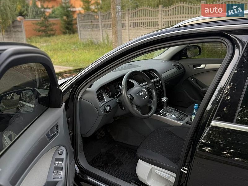 Універсал Audi A4 2012 в Дніпрі