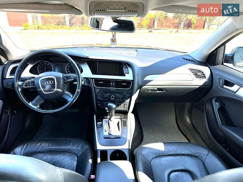 Седан Audi A4 2009 в Запоріжжі