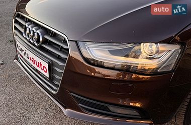 Седан Audi A4 2012 в Вінниці