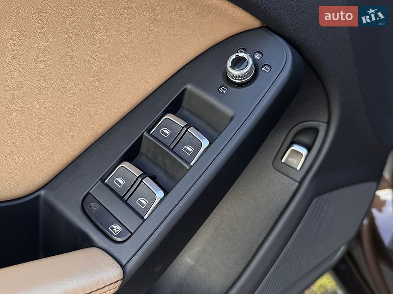 Седан Audi A4 2012 в Вінниці