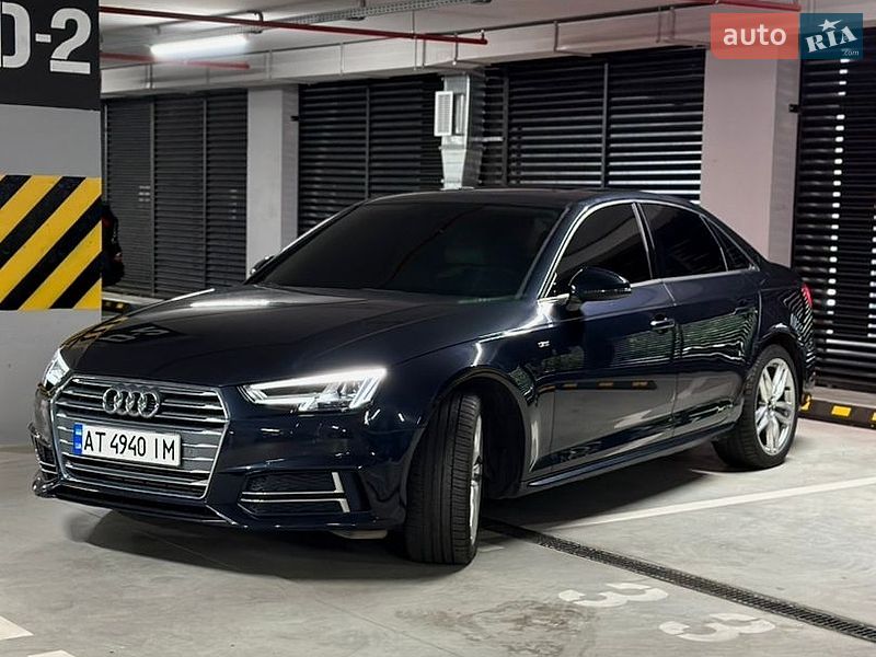 Седан Audi A4 2016 в Ивано-Франковске