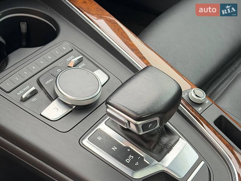 Седан Audi A4 2016 в Виннице