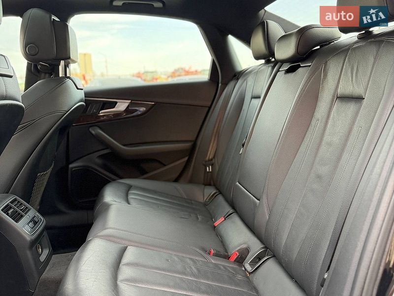 Седан Audi A4 2016 в Виннице