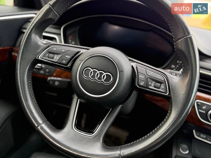 Седан Audi A4 2016 в Виннице