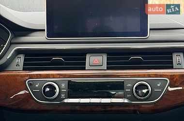 Седан Audi A4 2016 в Виннице