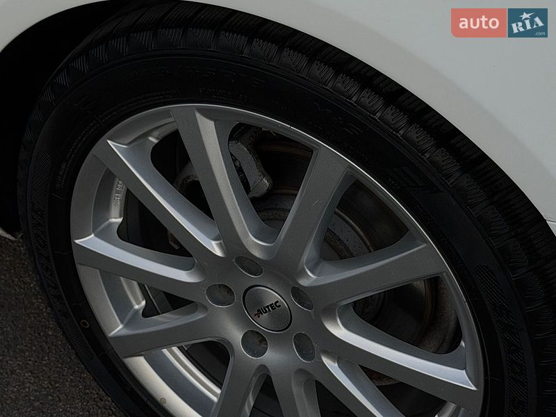 Седан Audi A4 2013 в Києві фото 26 Седан Audi A4 2013 в Києві