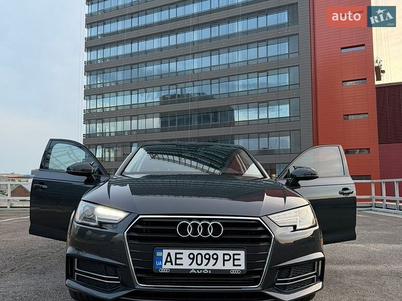 Седан Audi A4 2016 в Дніпрі
