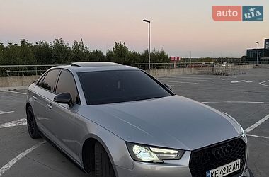 Седан Audi A4 2015 в Києві