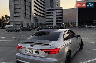 Седан Audi A4 2015 в Києві