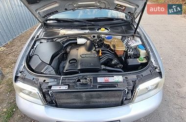 Седан Audi A4 1999 в Хмельницком