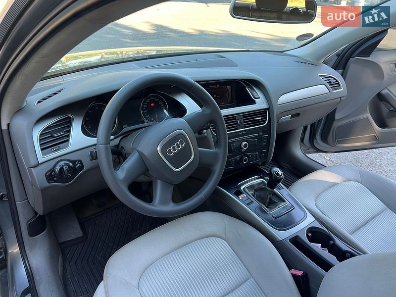 Универсал Audi A4 2009 в Кицмани