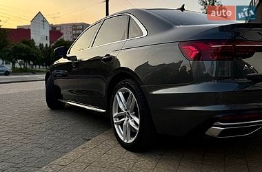 Седан Audi A4 2020 в Львове