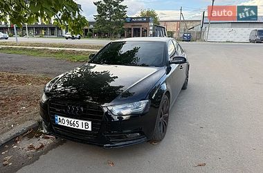 Седан Audi A4 2012 в Виноградове