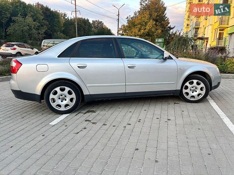 Седан Audi A4 2002 в Каменец-Подольском