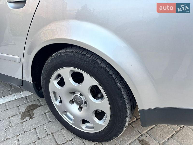 Седан Audi A4 2002 в Каменец-Подольском
