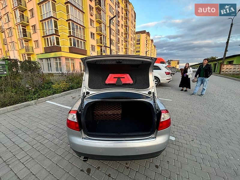 Седан Audi A4 2002 в Каменец-Подольском