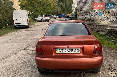 Седан Audi A4 1995 в Ивано-Франковске