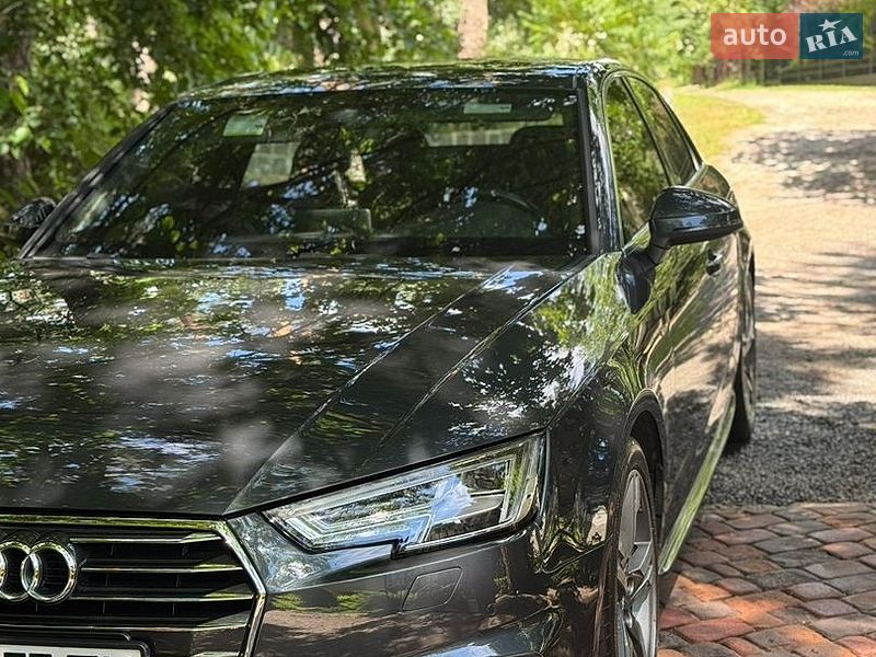 Седан Audi A4 2016 в Буче