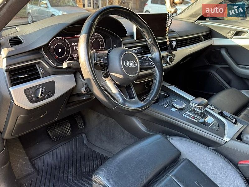 Седан Audi A4 2016 в Буче