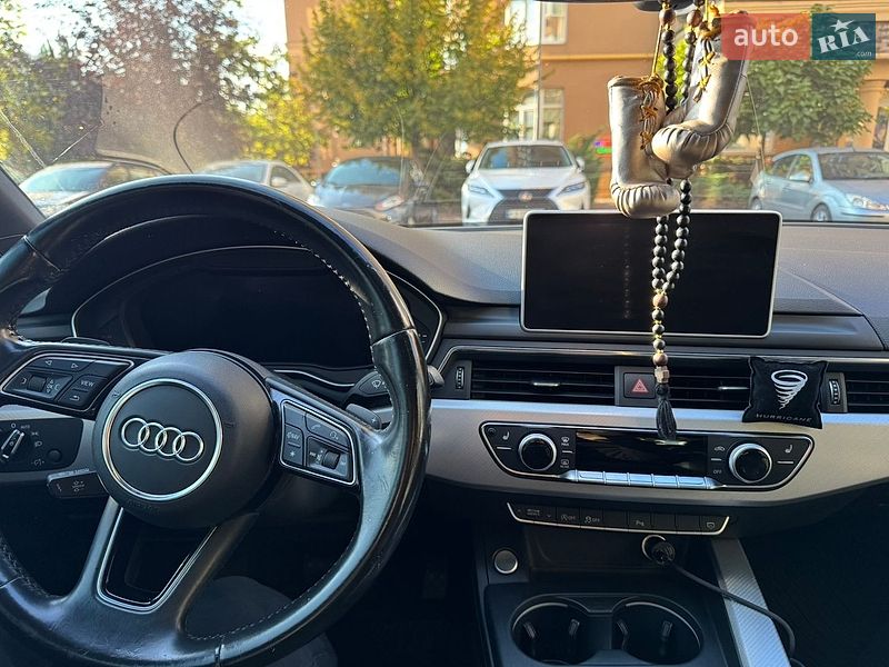 Седан Audi A4 2016 в Бучі