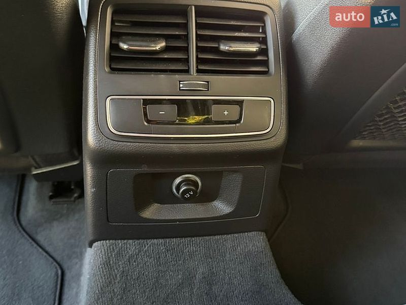 Седан Audi A4 2016 в Буче