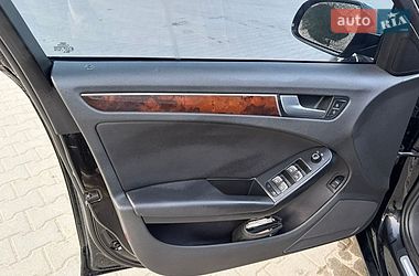 Седан Audi A4 2010 в Турці