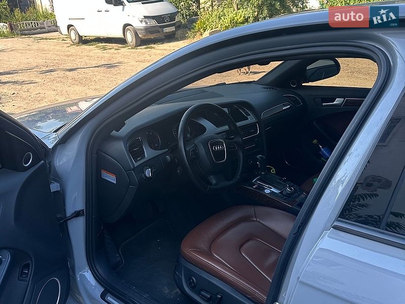 Седан Audi A4 2011 в Белгороде-Днестровском