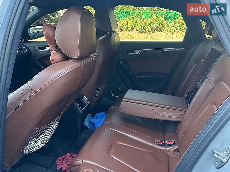 Седан Audi A4 2011 в Белгороде-Днестровском