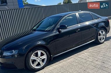 Седан Audi A4 2011 в Львові