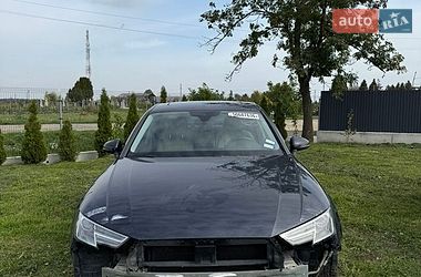 Седан Audi A4 2016 в Львові
