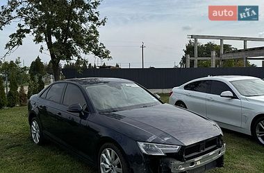 Седан Audi A4 2016 в Львові