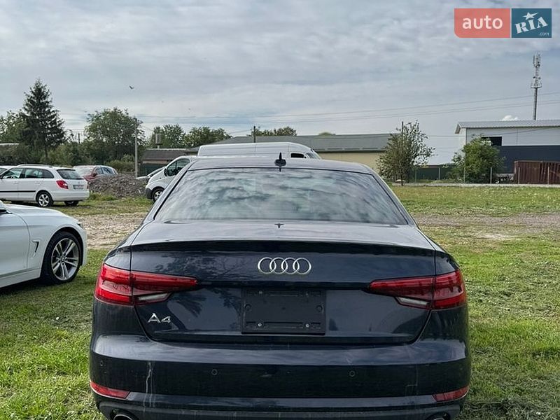 Седан Audi A4 2016 в Львові