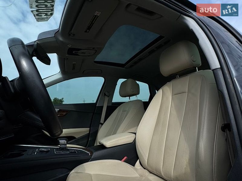 Седан Audi A4 2016 в Львові