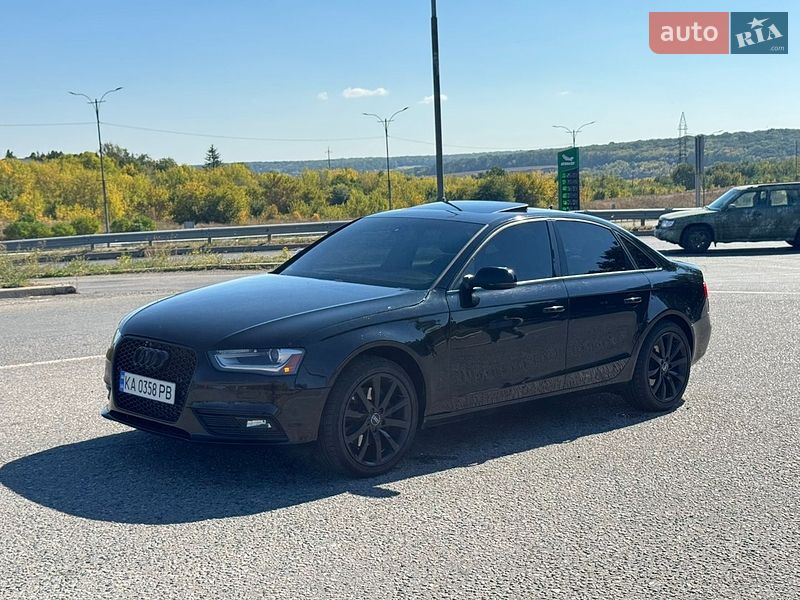 Седан Audi A4 2012 в Умані