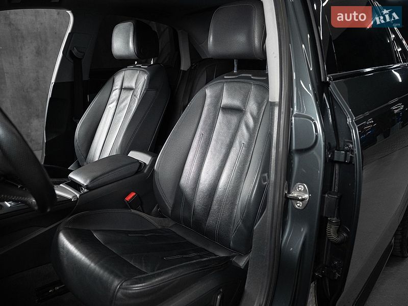 Седан Audi A4 2015 в Одессе