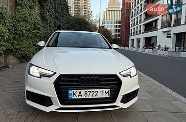 Седан Audi A4 2016 в Львове
