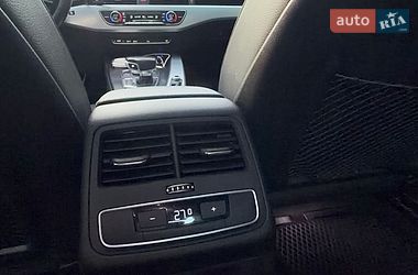 Седан Audi A4 2016 в Львове