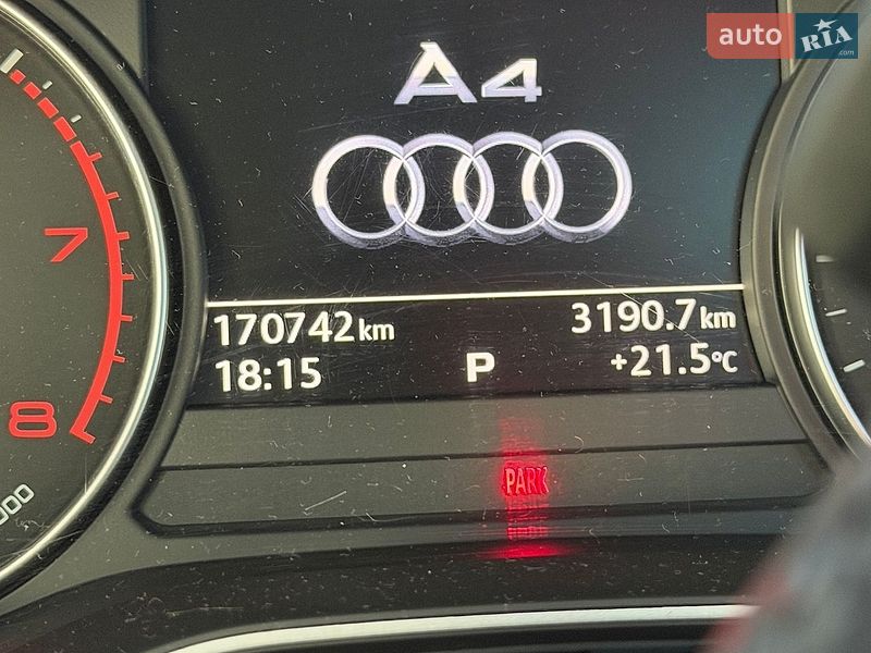 Седан Audi A4 2016 в Львове