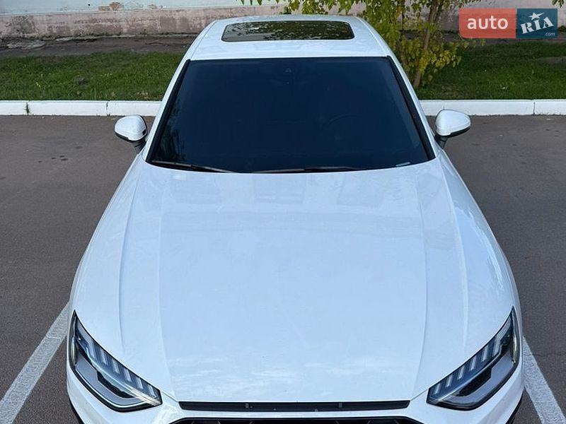 Седан Audi A4 2023 в Коростені