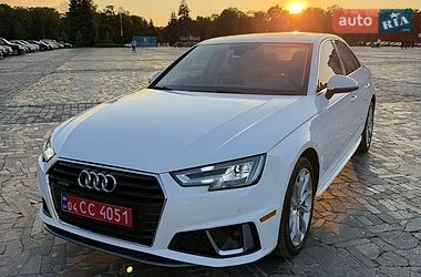 Седан Audi A4 2019 в Кременчуге