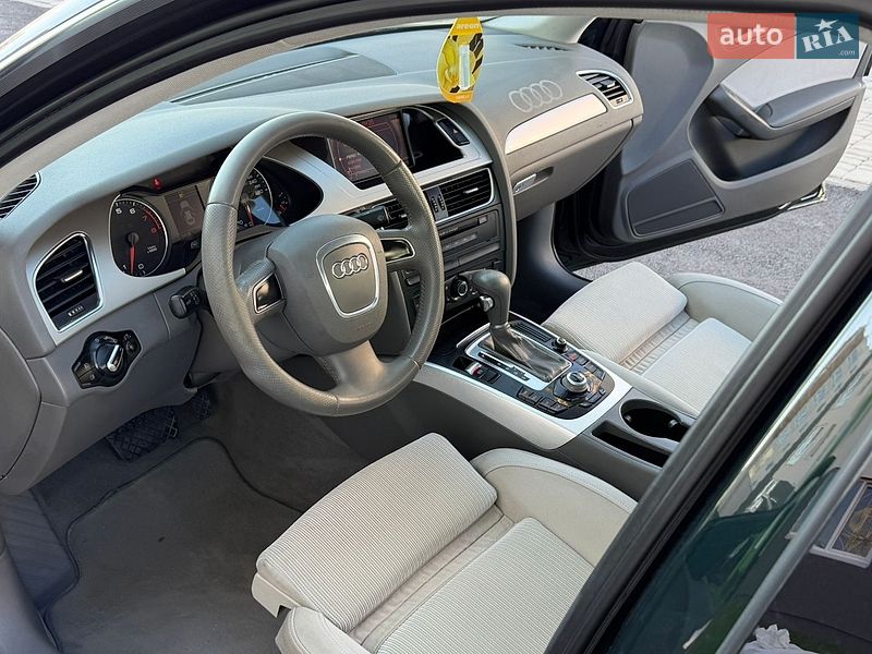 Седан Audi A4 2009 в Вінниці