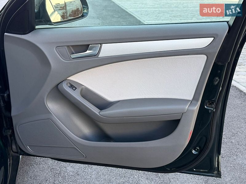 Седан Audi A4 2009 в Вінниці