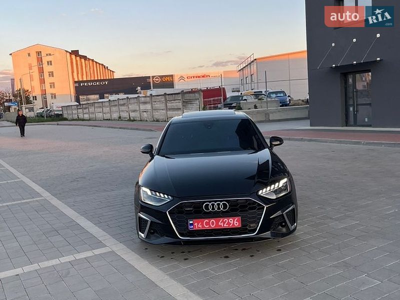 Седан Audi A4 2023 в Ивано-Франковске
