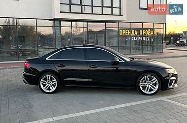 Седан Audi A4 2023 в Ивано-Франковске