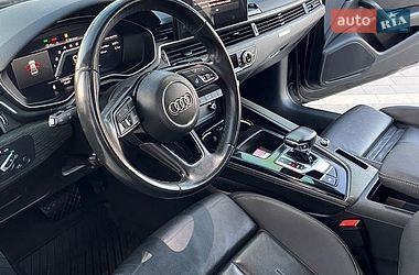 Седан Audi A4 2023 в Івано-Франківську
