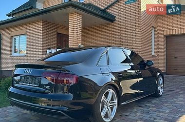 Седан Audi A4 2013 в Луцке